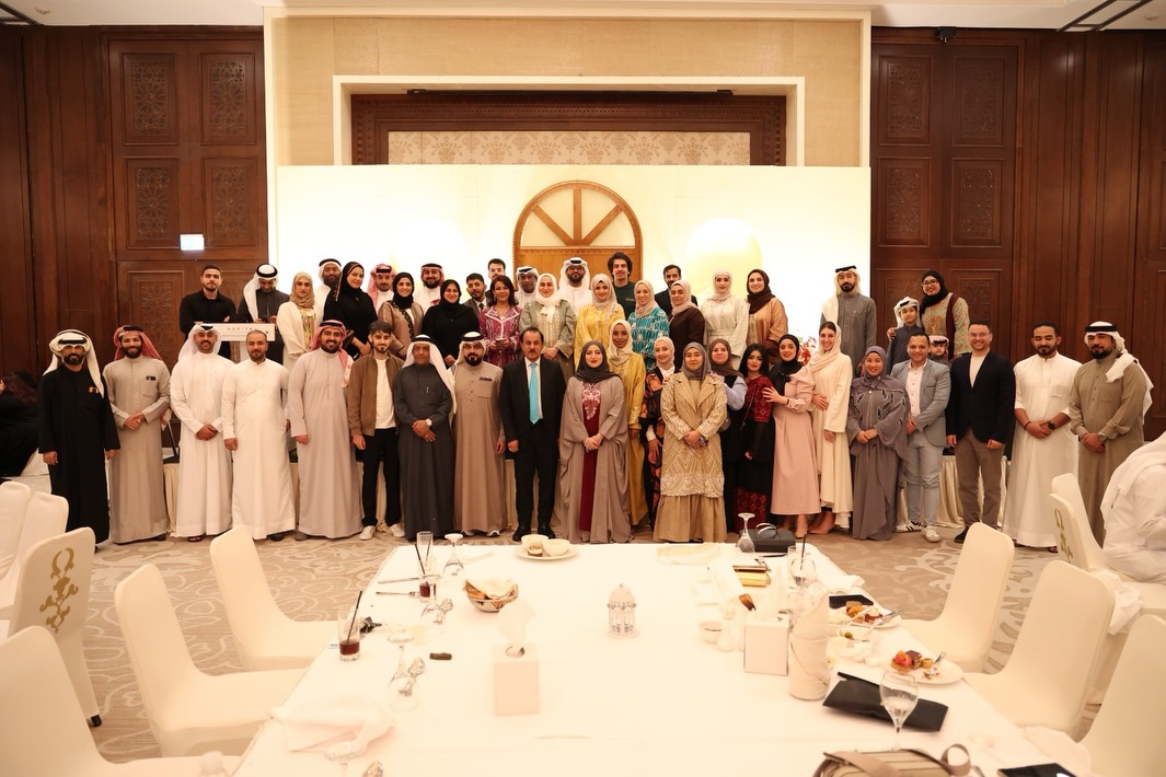 الجامعة العربية المفتوحة تحتفي بغبقتها الرمضانيةرئيس الجامعة - تؤكد على تعزيز الروابط بين الطلبة.jpg