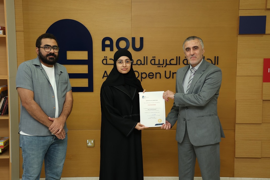 ورشة الرسم اليدوي في المخيم الصيفي 2025- مبادرة نوعية لتعزيز مهارات الشبابفي إطار فعاليات المخيم (2).jpg